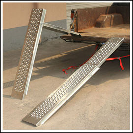जस्ता लेपित स्टील तह रैंप 1000LBS के लिए वैन / ट्रेलरों 440ctns 98x24x11CM